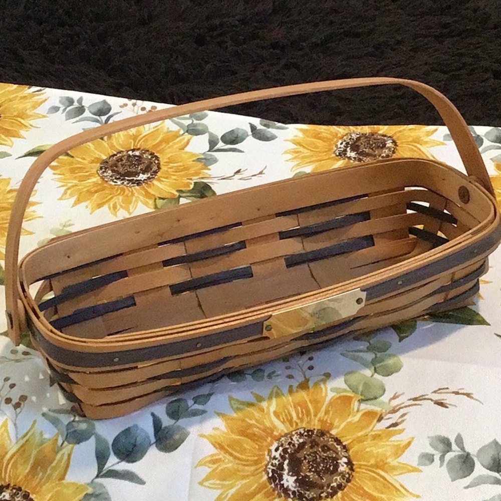 1996 Signed Carnation Cracker Basket